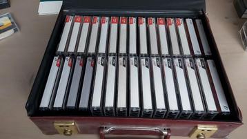 Cassettebandjes TDK D-90 30 stuks in bewaarkoffertje rood beschikbaar voor biedingen