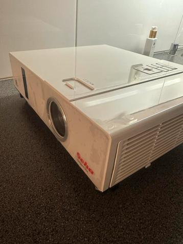 Beamer Projector - geha Compact 334 beschikbaar voor biedingen