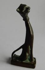 Een oud beeldje    'n parmantige kat van brons, Antiek en Kunst, Antiek | Koper en Brons, Ophalen of Verzenden, Brons