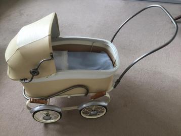 Zekiwa poppenwagen beschikbaar voor biedingen