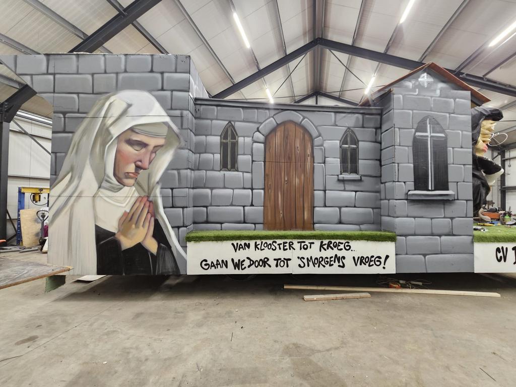 Carnavalswagen Klooster Thema - Groot en Opvallend!, Ophalen of Verzenden, Zo goed als nieuw