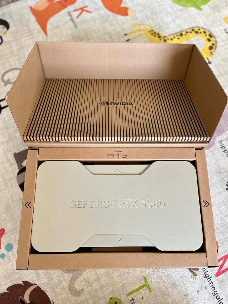 RTX 5080 Founders Edition - ruilen voor een 5090 FE, Computers en Software, Videokaarten, Nieuw, Nvidia, PCI-Express 5.0, Overige soorten