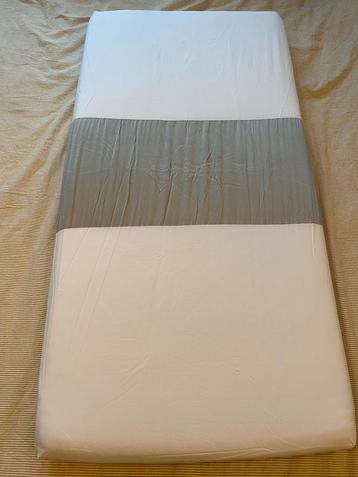 Silky Sleep Baby Hoeslaken Taupe 60x120cm beschikbaar voor biedingen
