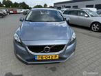 Volvo V40 2.0 D2 Momentum, Voorwielaandrijving, Stof, Gebruikt, Euro 6