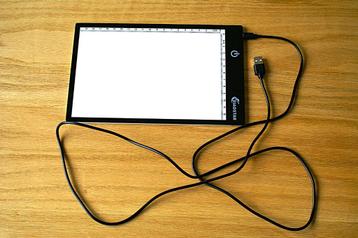 Led tekenbord/Lichtbak voor tekenen/Led light pad A5 beschikbaar voor biedingen
