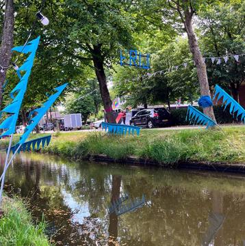 Vlaggen 36 stuks, straatversiering beschikbaar voor biedingen