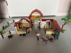 Playmobil Manege 6926 + extra paardjes, Ophalen of Verzenden, Zo goed als nieuw, Complete set