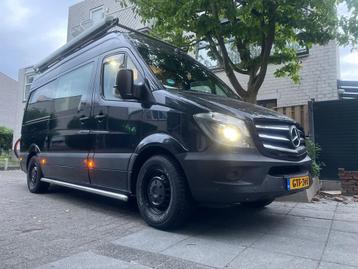 Mooie Mercedes-Benz 316 Sprinter 7persoons camper 2010 Zwart beschikbaar voor biedingen