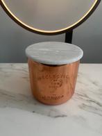 Tom Dixon Eclectic geurkaars large, Huis en Inrichting, Woonaccessoires | Kandelaars en Kaarsen, Overige materialen, Overige kleuren