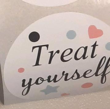 Sluitstickers treat yourself stickers hartjes dots etiketten beschikbaar voor biedingen