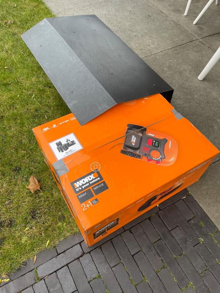 Robot grasmaaier Worx, Tuin en Terras, Robotmaaiers, Gebruikt, Minder dan 20 cm, Met regensensor, Bestuurbaar via app, Ophalen