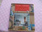 Laura Ashley Guide to Country Decorating/Vintage/Engeland, Ophalen of Verzenden, Zo goed als nieuw, Lorrie Mack