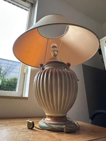 Mooie Lamp zonder Beschadigingen beschikbaar voor biedingen