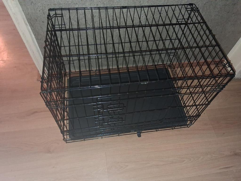 honden kooi inklapbaar met 2 deurtjes plastic bak, Ophalen, Zo goed als nieuw