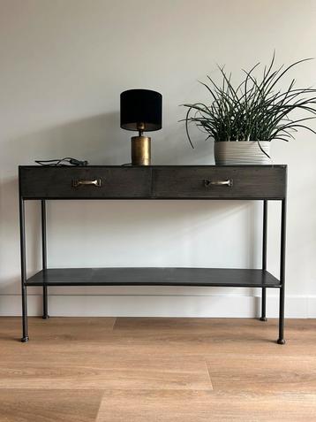 Metalen sidetable