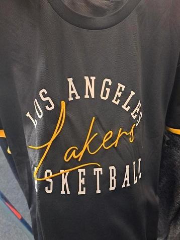 Los Angeles Lakers T-shirt maat M beschikbaar voor biedingen