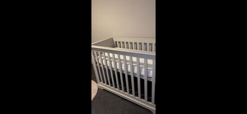 kidsmill chateau oatmeal gehele babykamer, Kinderen en Baby's, Kinderkamer | Complete kinderkamers, Zo goed als nieuw, Jongetje of Meisje