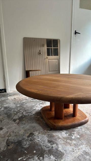 Massief houten salontafel – karaktervol, vintage beschikbaar voor biedingen