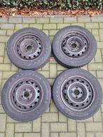 Set Vredestein Snowtrack 2 winterbanden op staal peugeot 206, Ophalen, 14 inch, Gebruikt, 175 mm