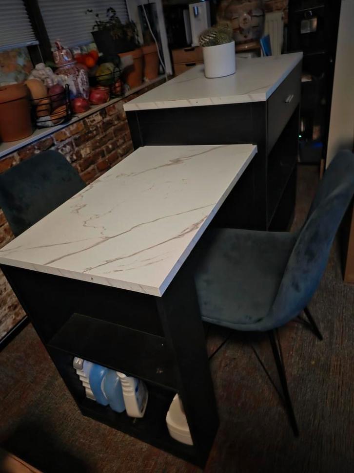 Keukentafel eiland met opbergruimte, Huis en Inrichting, Complete eetkamers, Zo goed als nieuw, Minder dan 4 stoelen, Ophalen