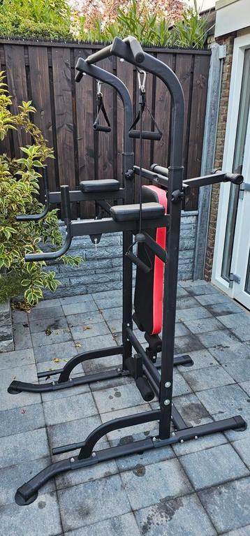 Rock&Fit Krachtstation met inklapbare bank beschikbaar voor biedingen