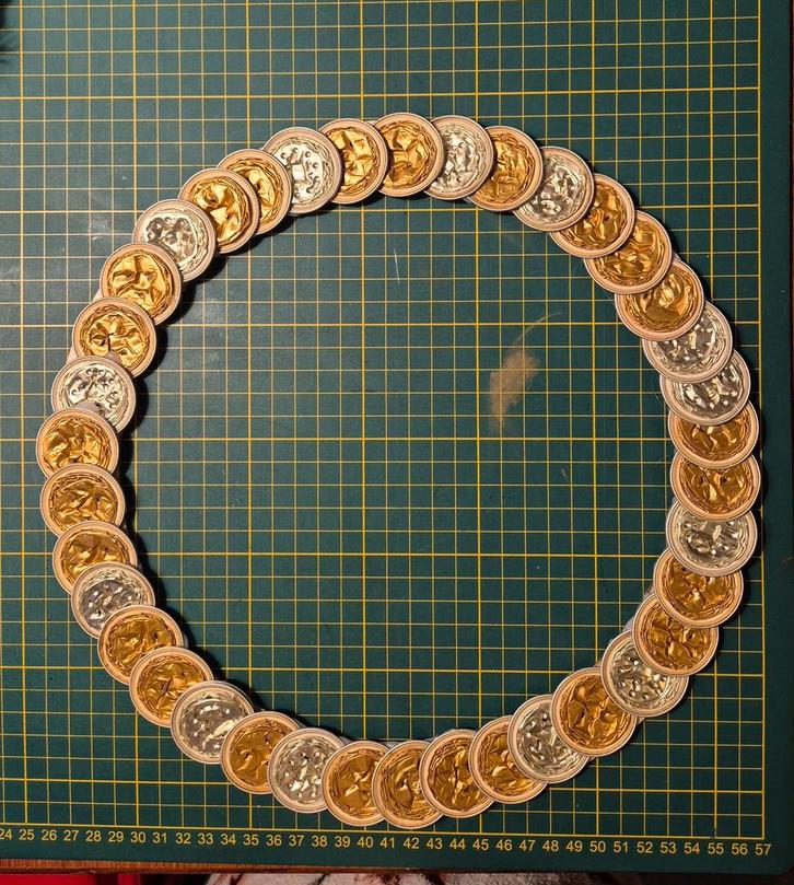 KERST deurkrans met koffiecupjes 2 voor €6, Hobby en Vrije tijd, Knutselen, Zo goed als nieuw, Materiaal, Ophalen of Verzenden