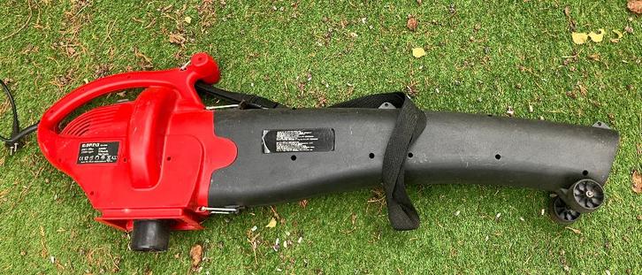 Bladblazer, Tuin en Terras, Bladblazers, Gebruikt, Handgedragen, Elektrisch, Met neuswiel, Met zuigfunctie, Ophalen