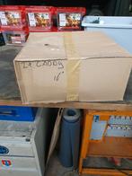 2 orginele wieldoppen 16" VW caddy, Doos, Minder dan 35 cm, Ophalen of Verzenden, Zo goed als nieuw