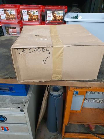 2 orginele wieldoppen 16" VW caddy  beschikbaar voor biedingen