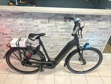 E-Bike Batavus Finez TOTAAL 2300km. Bosch Active Line Plus   beschikbaar voor biedingen