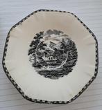 Bordje van Societe Ceramique Maastricht - Landschap, Antiek en Kunst, Antiek | Servies los, Ophalen of Verzenden