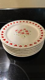 6 gebaksbordjes met hartjes bloem van “Jet”, Ophalen of Verzenden, Zo goed als nieuw, Bord(en), Overige stijlen