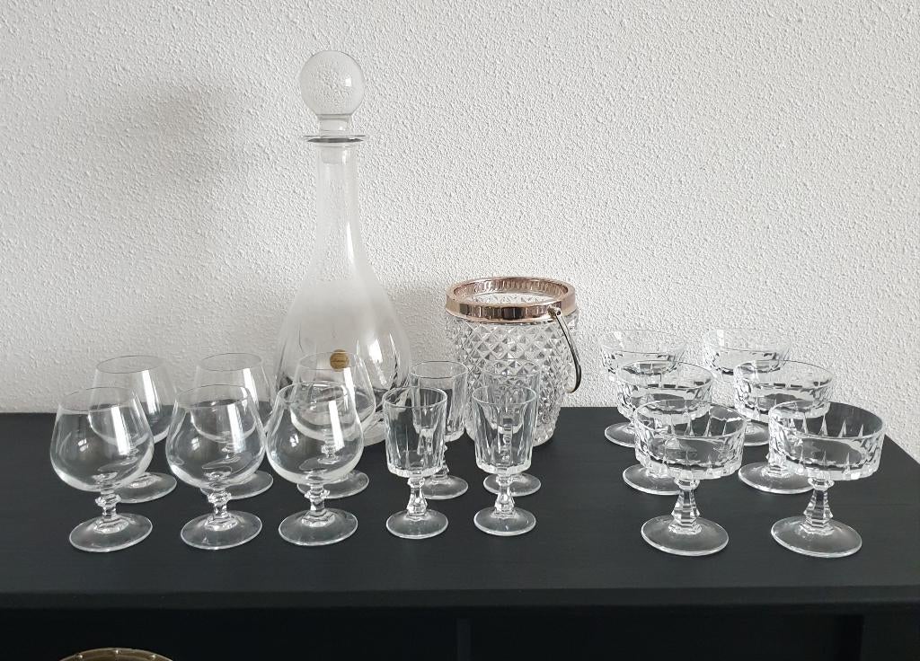 18 delig set Kristal, Antiek en Kunst, Antiek | Glas en Kristal, Ophalen