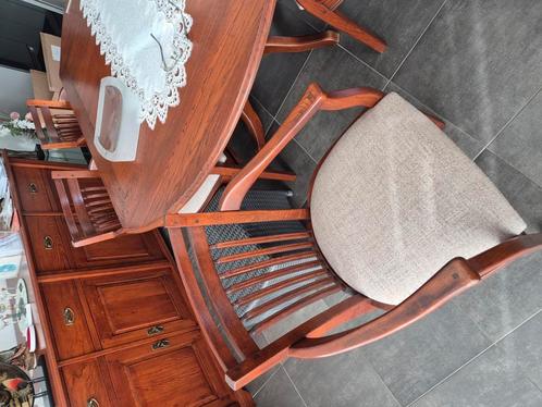 Eetkamertafel met 6 stoelen, Huis en Inrichting, Tafels | Eettafels, Zo goed als nieuw, Vijf personen of meer, Rond, Ophalen