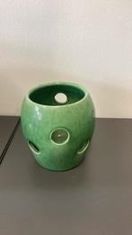 Prachtig en uniek groen aardewerk krokusvaas van ADCO, Antiek en Kunst, Antiek | Keramiek en Aardewerk, Ophalen