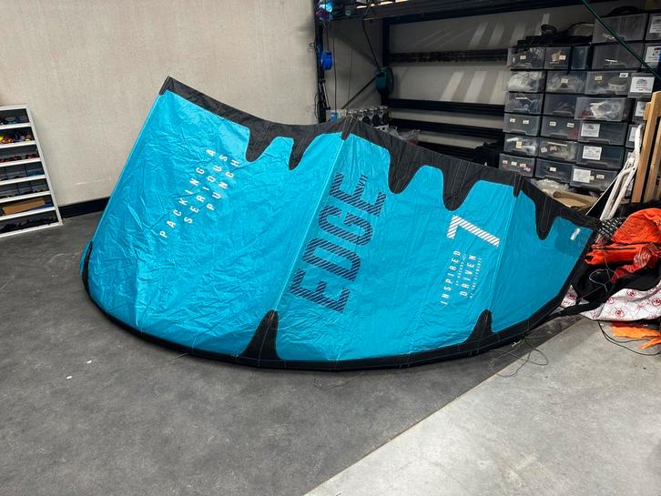 Ozone Edge V11 7m, Watersport en Boten, Kitesurfen, Zo goed als nieuw, Kite, 7 m², Geen board, Ophalen of Verzenden