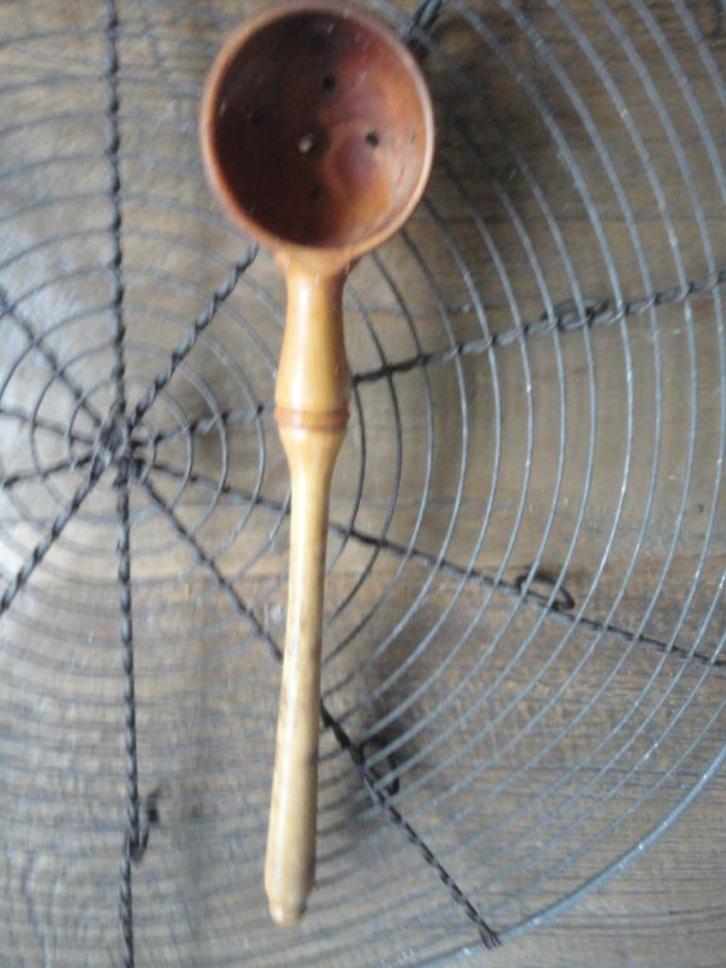 antieke HOUTEN OLIJFLEPEL no. 1 / antiek keukengerei, Antiek en Kunst, Antiek | Keukenbenodigdheden, Ophalen of Verzenden