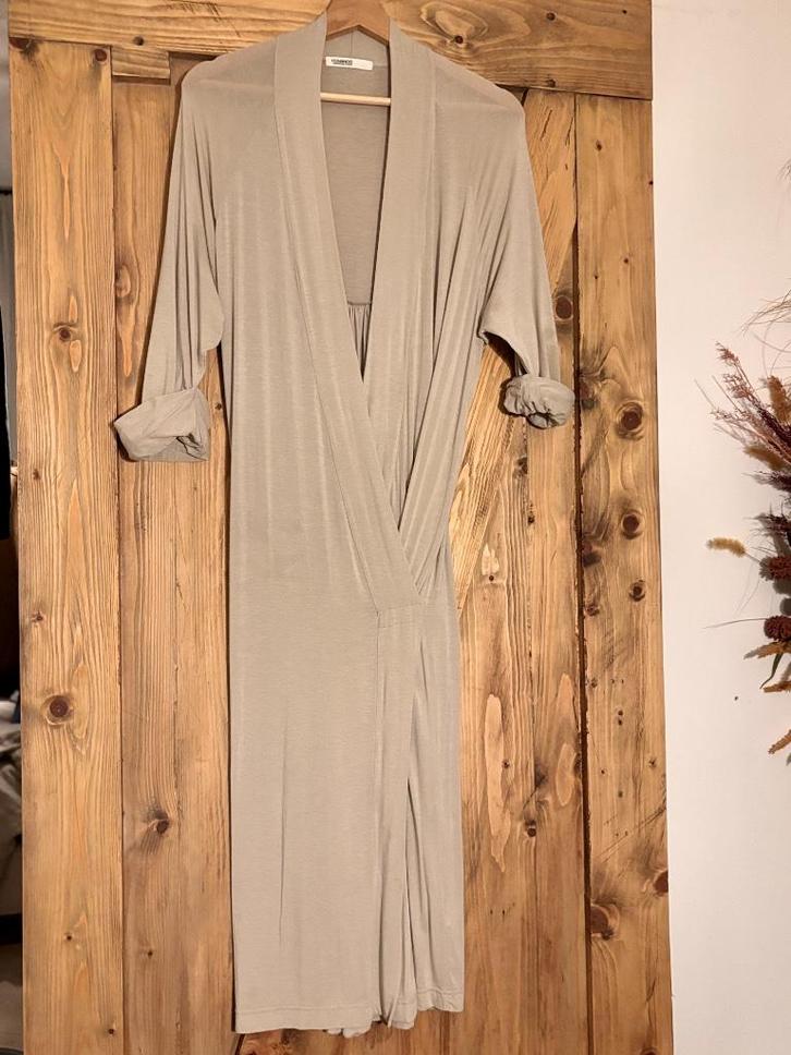 Nude HUMANOID 'Comfortable Luxury' prachtige details S/M!!, Kleding | Dames, Jurken, Zo goed als nieuw, Maat 38/40 (M), Beige