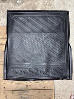 VW Passat kunststof kofferbak mat, Auto diversen, Kofferbakmatten, Ophalen of Verzenden, Gebruikt