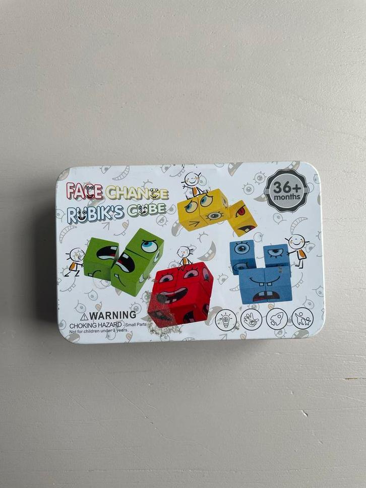 Face Change Rubik's Cube, Hobby en Vrije tijd, Gezelschapsspellen | Overige, Zo goed als nieuw, Een of twee spelers, Drie of vier spelers