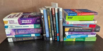 Geneeskunde medische studieboeken Engelstalig beschikbaar voor biedingen