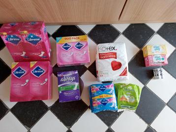 Partijtje tampons, maandverband en inlegkruisjes zie omschr. beschikbaar voor biedingen