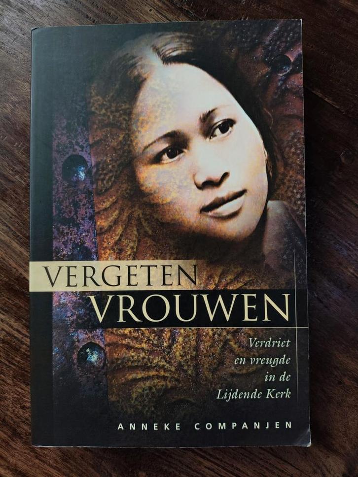 A. Companjen - Vergeten vrouwen, Boeken, Godsdienst en Theologie, Zo goed als nieuw, Ophalen of Verzenden