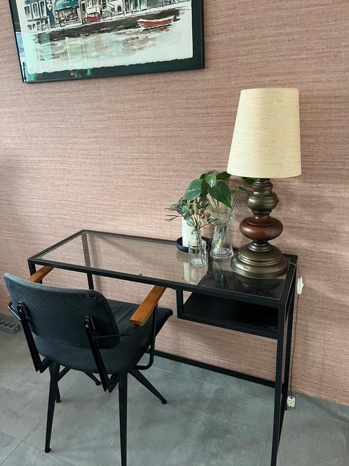 Ikea glazen sidetable VITTSJÖ zwart metaal, Huis en Inrichting, Tafels | Sidetables, Zo goed als nieuw, 25 tot 50 cm, Rechthoekig