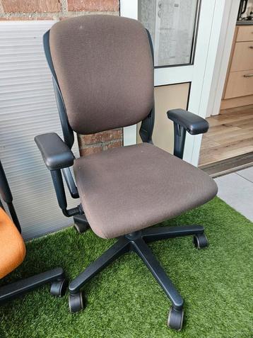 Bureaustoel Ahrend beschikbaar voor biedingen