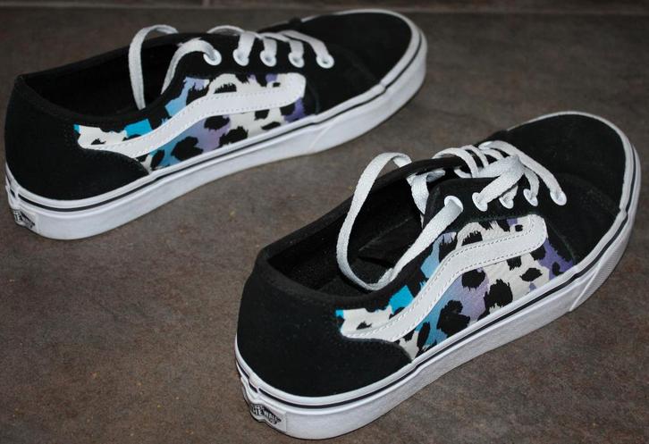 Dames Sneakers / Schoenen Maat 40 - Vans, Kleding | Dames, Schoenen, Zo goed als nieuw, Sneakers of Gympen, Zwart, Ophalen