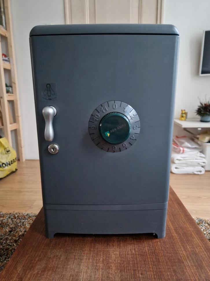Mini koelkast, Witgoed en Apparatuur, Koelkasten en IJskasten, Zo goed als nieuw, Zonder vriesvak, Minder dan 75 liter, Minder dan 85 cm