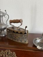 Antiek strijkijzer., Ophalen, Koper