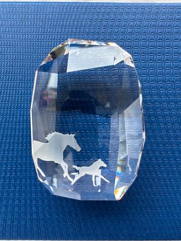 Swarovski Paperweight Paarden - Kristallen Paarden beschikbaar voor biedingen