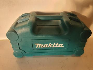 Keurige weinig gebruikte a--u Makita schroevendraaier beschikbaar voor biedingen